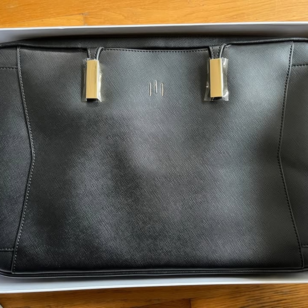 La Mansio 6-in-1 modular bag -- brand new with cube and laptop sleeve NWT